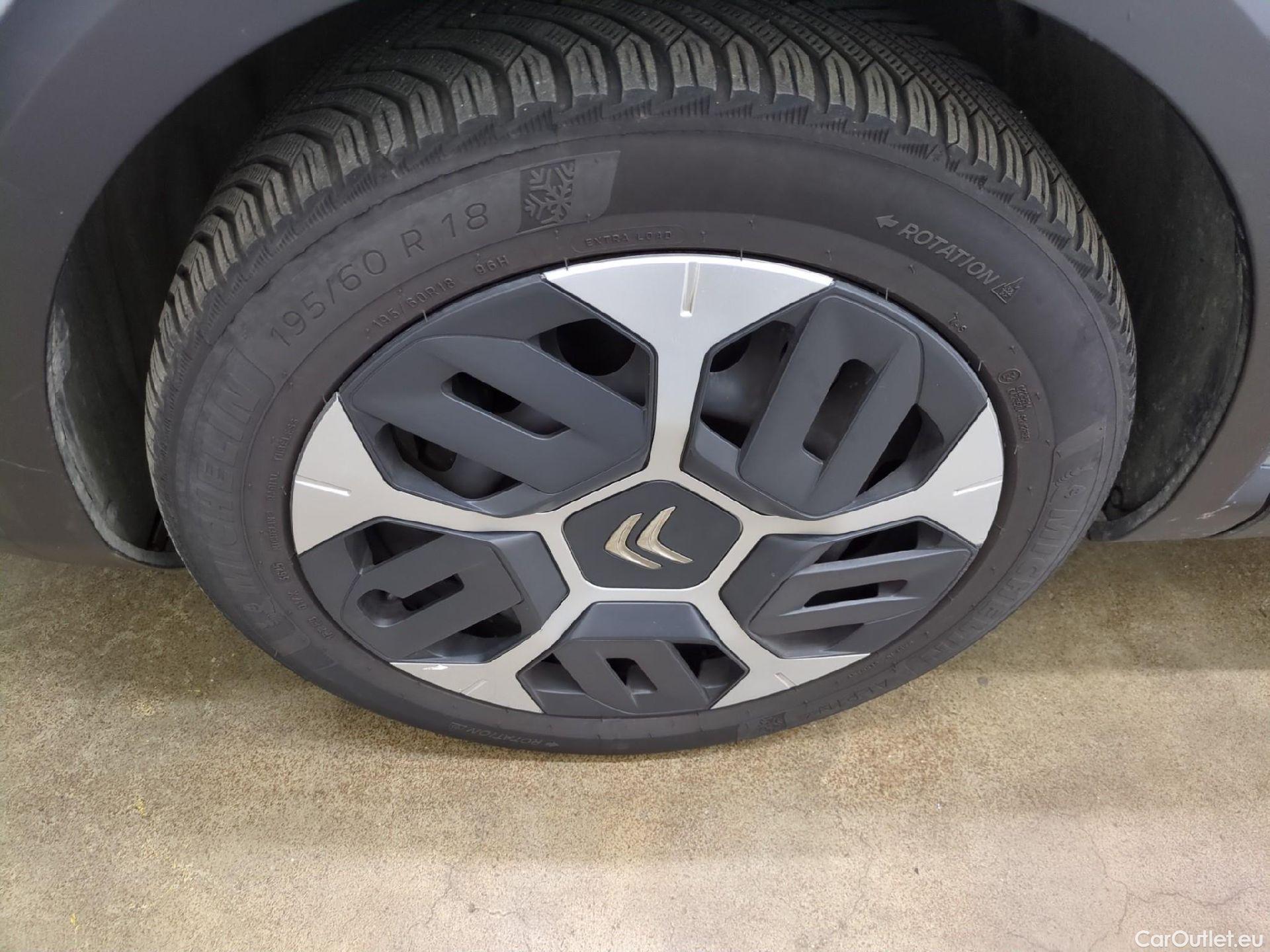  Citroen  C4  Berline Feel 1.5 BlueHDI 110CV BVM6 E6d #6