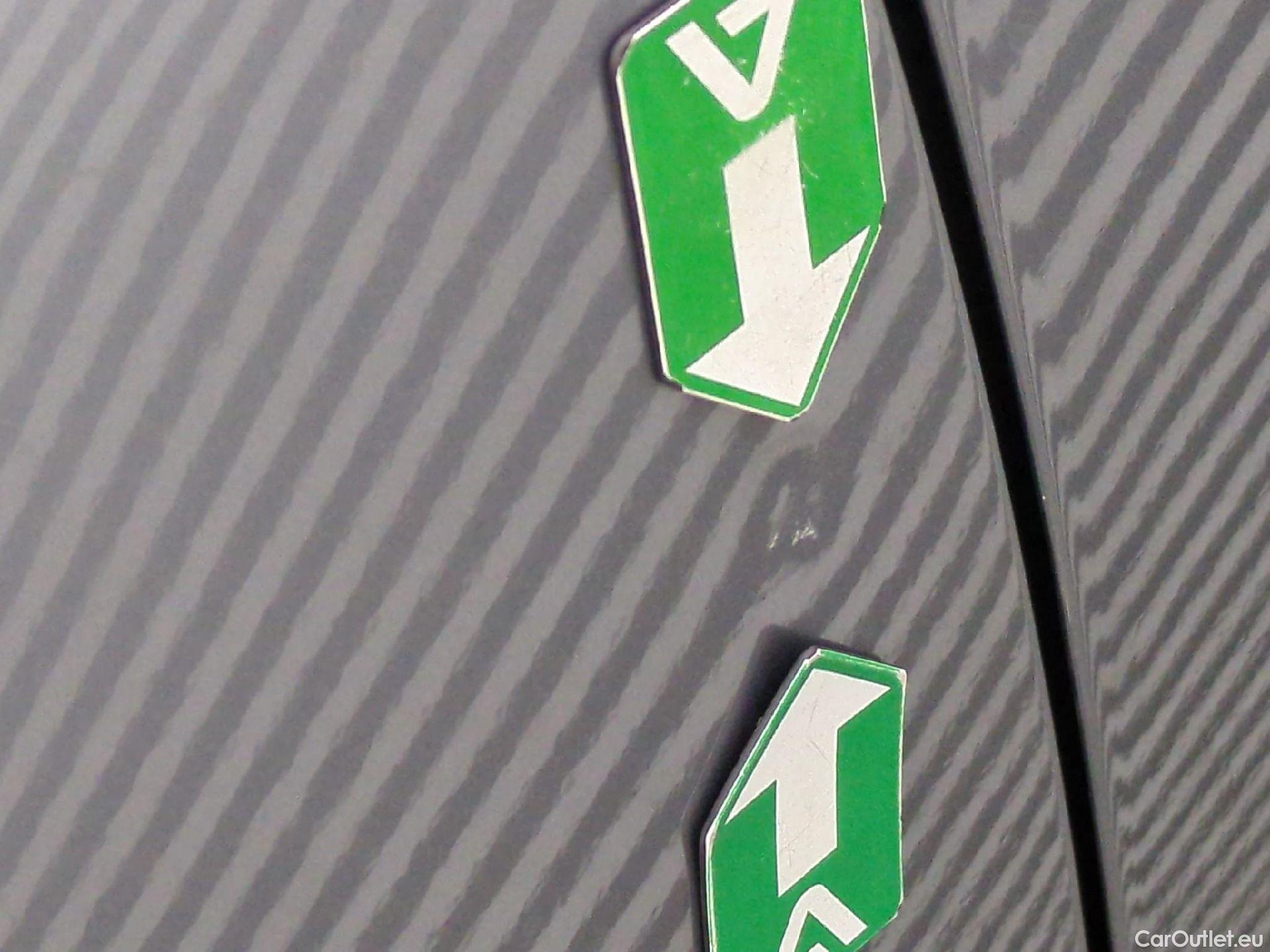  Citroen  C4  Berline Feel 1.5 BlueHDI 110CV BVM6 E6d #10