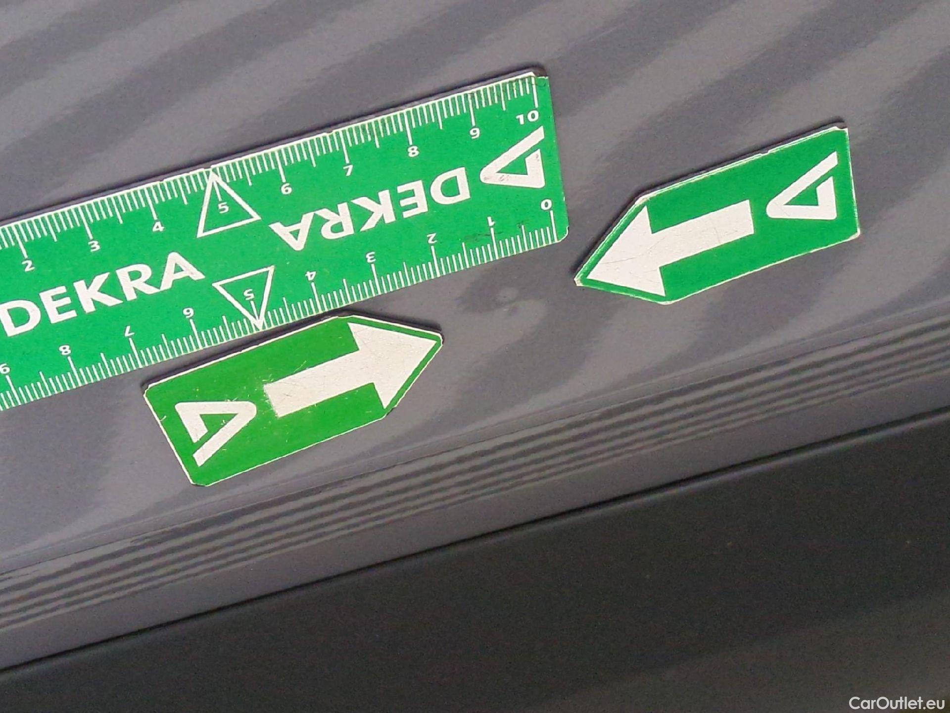  Citroen  C4  Berline Feel 1.5 BlueHDI 110CV BVM6 E6d #13