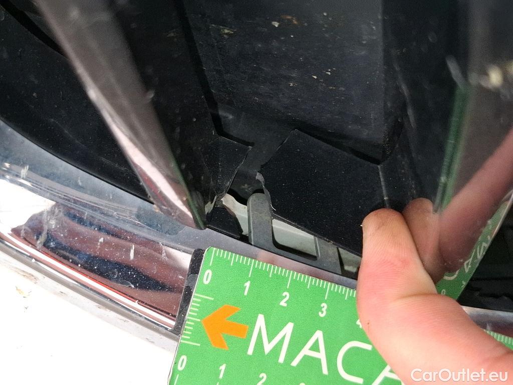  Bmw  Serie 1 BMW Série 1 / 2019 / 5P / Berline 1.5 116D Business Design #20