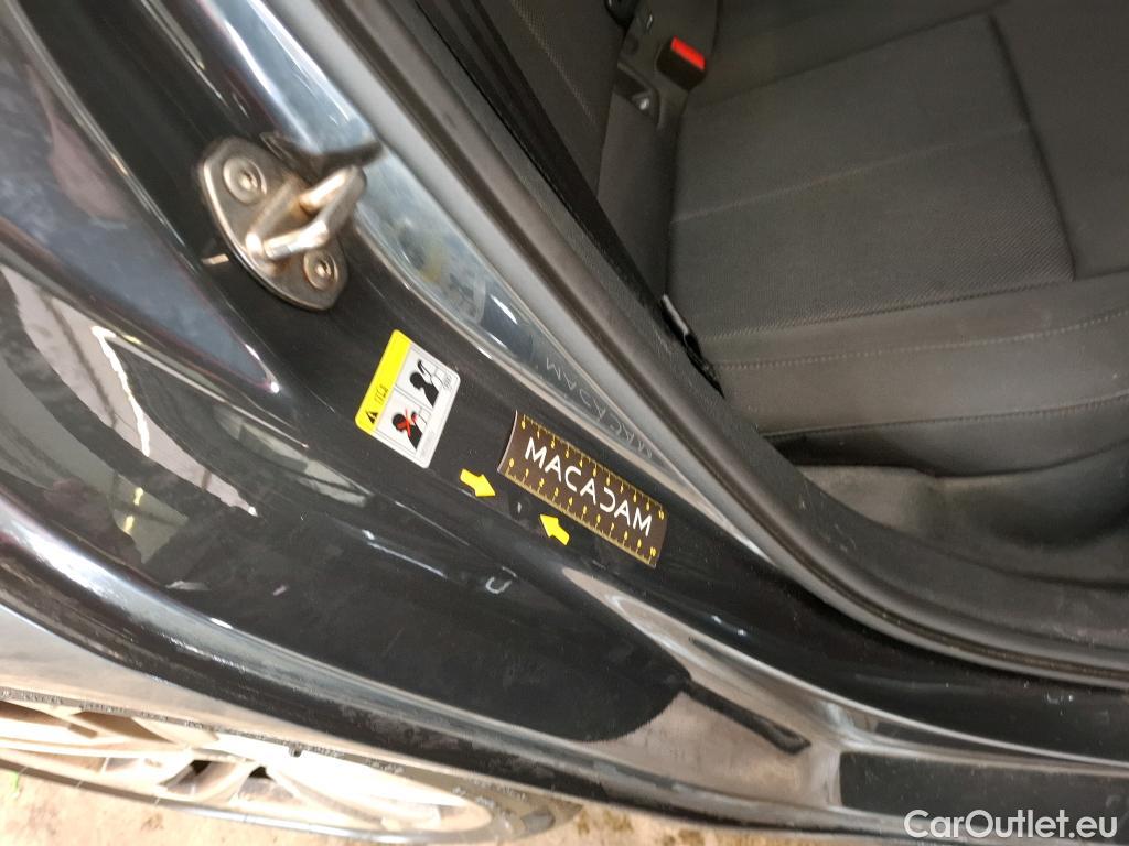  Audi  A3 AUDI  Sportback / 2020 / 5P / Berline 35 TFSI 150 MHEV S Tronic Business Line #21