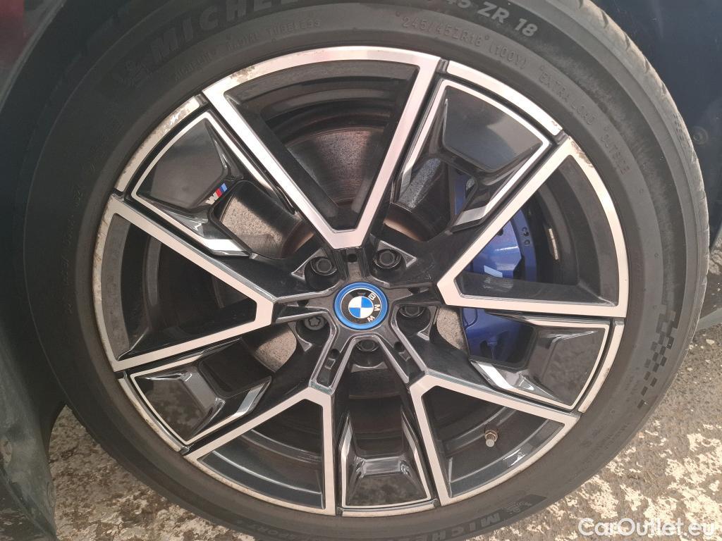  Bmw  Serie 4 BMW i4 / 2021 / 5P / Berline eDrive40 340ch M Sport BVA8 #19