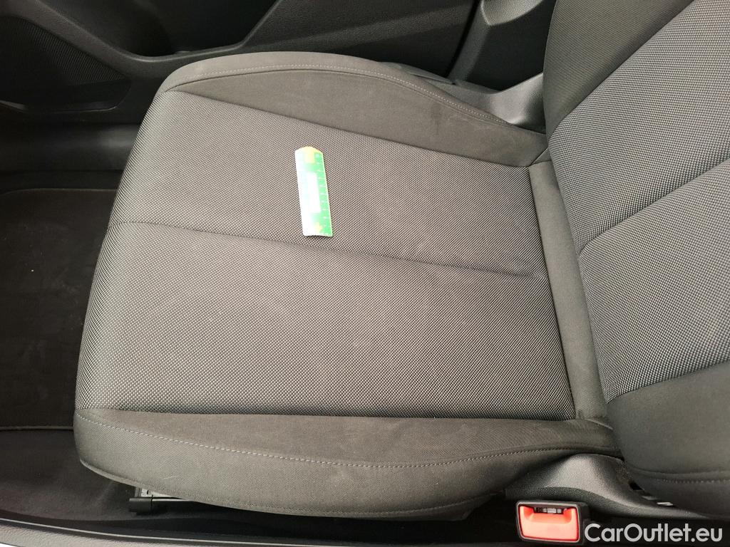  Audi  Q3 AUDI  / 2018 / 5P / SUV 45 TFSI E 245 S TRONIC #13