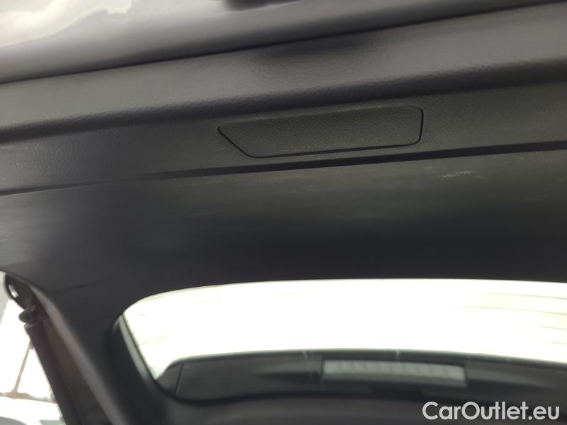  Toyota  RAV4  2019  2.5 Hyb Selection 4WD AT #8