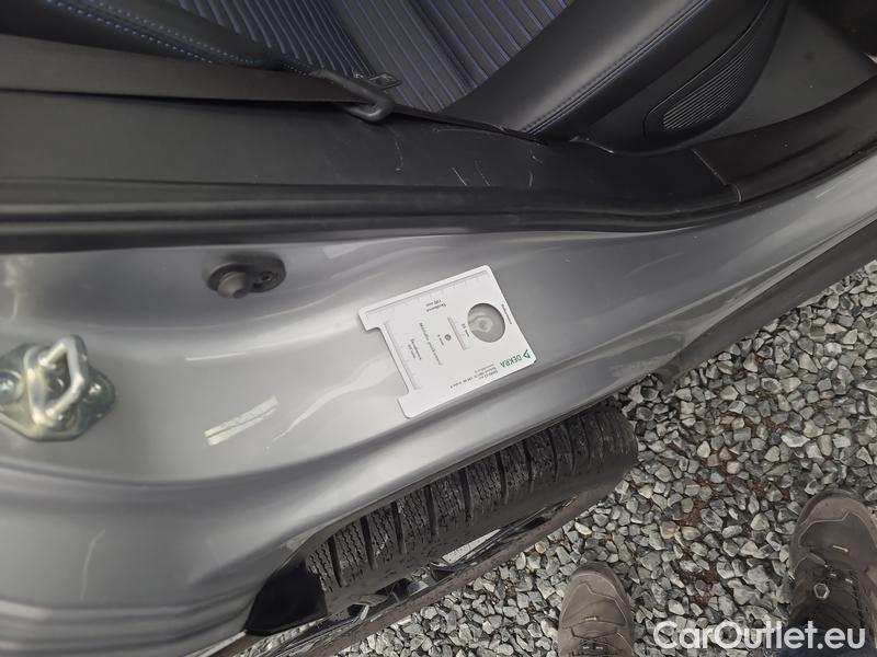  Toyota  RAV4  2019  2.5 Hyb Selection 4WD AT #5