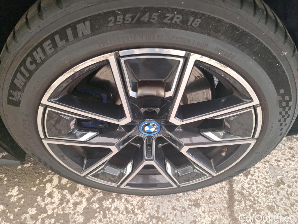  Bmw  Serie 4 BMW i4 / 2021 / 5P / Berline eDrive40 340ch M Sport BVA8 #23