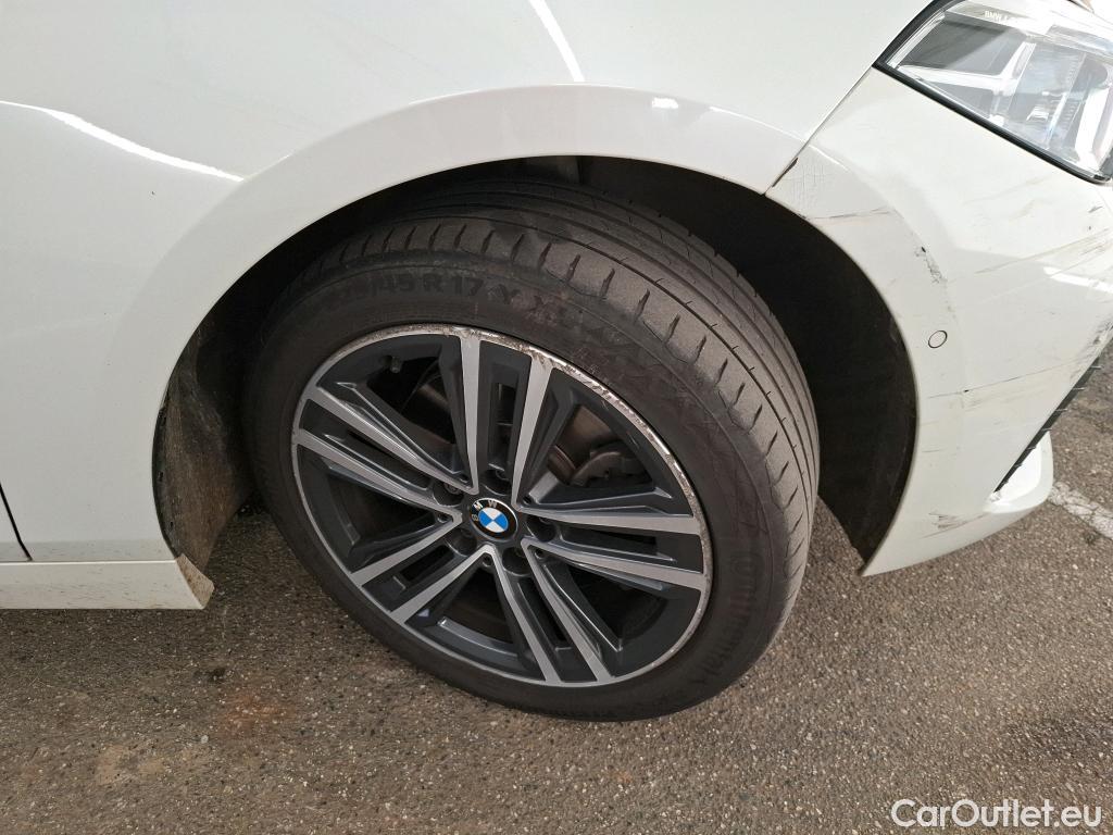  Bmw  Serie 1 BMW Série 1 / 2019 / 5P / Berline 1.5 116D Business Design #30