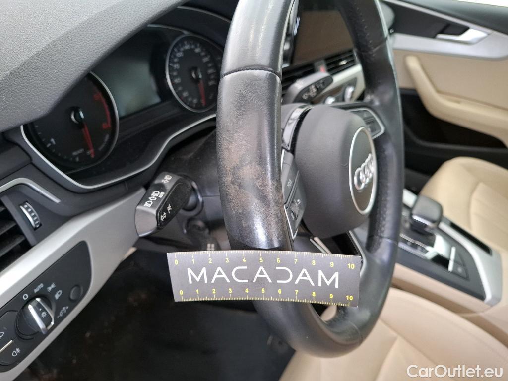  Audi  A4  Berline 30 TDI Business line 2.0 TDI 135CV BVA7 E6d #52