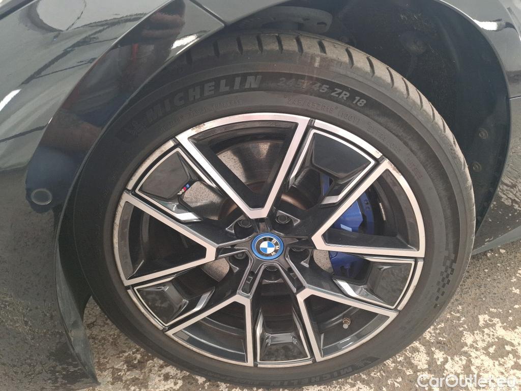  Bmw  Serie 4 BMW i4 / 2021 / 5P / Berline eDrive40 340ch M Sport BVA8 #18