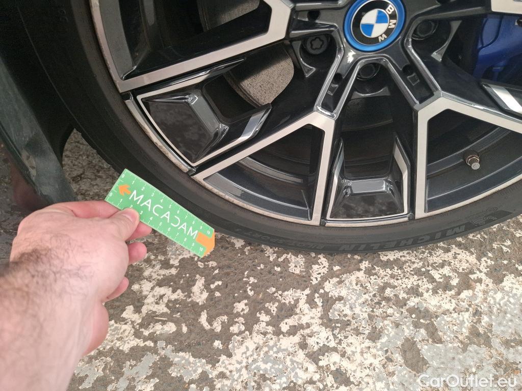  Bmw  Serie 4 BMW i4 / 2021 / 5P / Berline eDrive40 340ch M Sport BVA8 #21