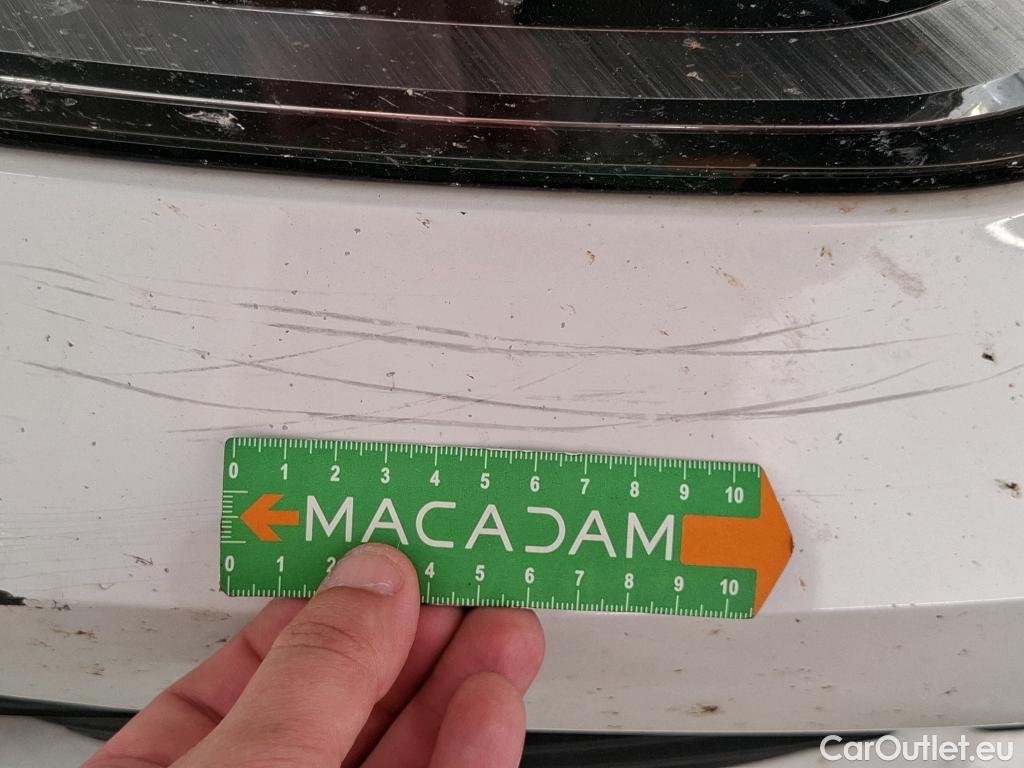  Bmw  Serie 1 BMW Série 1 / 2019 / 5P / Berline 1.5 116D Business Design #8