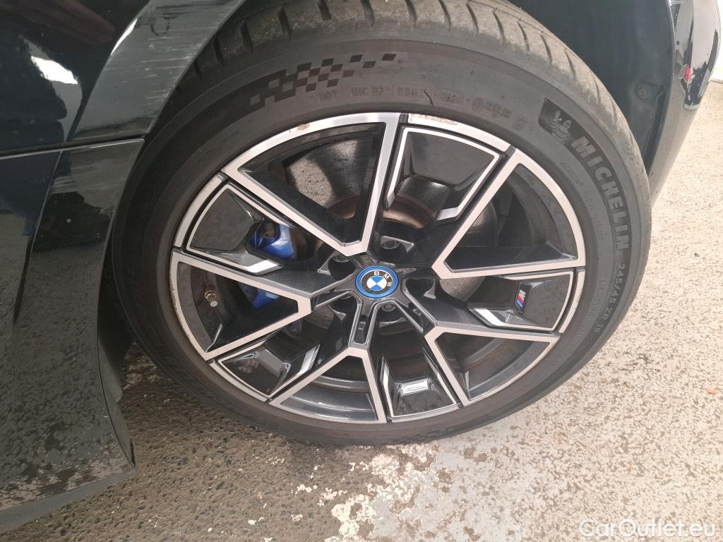  Bmw  Serie 4 BMW i4 / 2021 / 5P / Berline eDrive40 340ch M Sport BVA8 #32