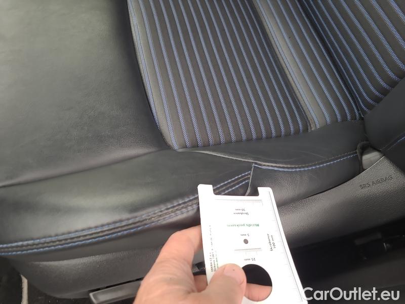  Toyota  RAV4  2019  2.5 Hyb Selection 4WD AT #11