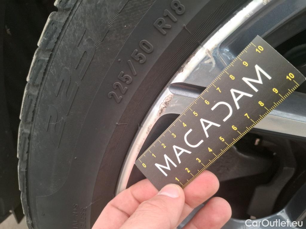  Bmw  X1 BMW  / 2019 / 5P / SUV xDrive25e Business Design BVA6 #46