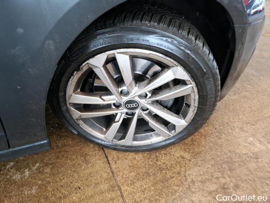  Audi  A3 AUDI  Sportback / 2020 / 5P / Berline 35 TFSI 150 MHEV S Tronic Business Line #1