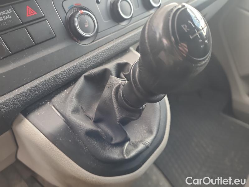  Volkswagen  Transporter T6  (2015) Transp.TDI75 DR 4d #15