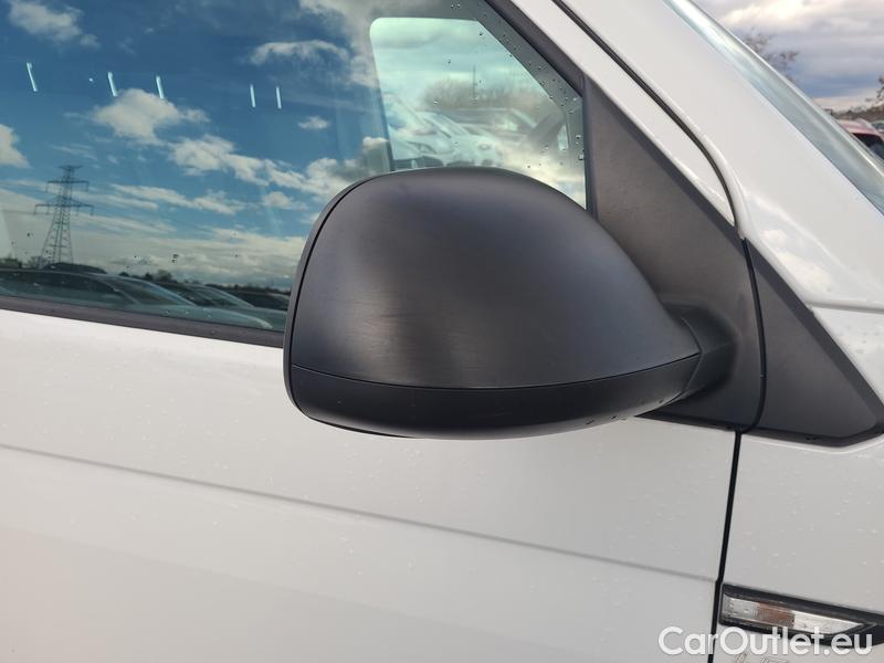  Volkswagen  Transporter T6  (2015) Transp.TDI75 DR 4d #9