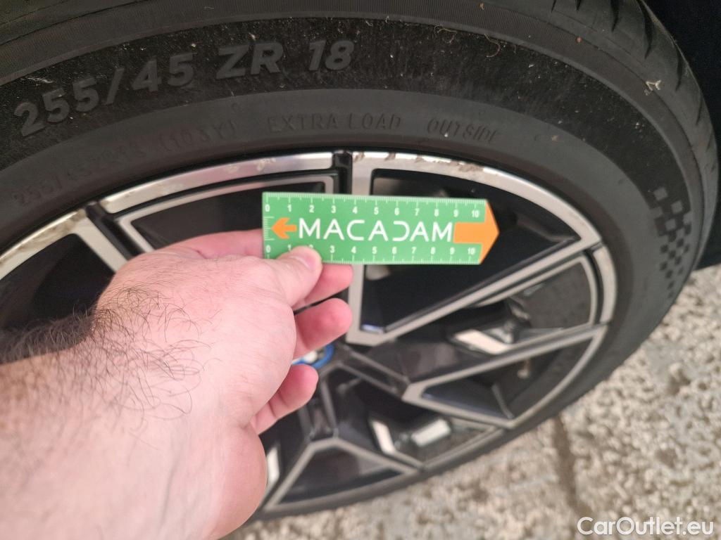  Bmw  Serie 4 BMW i4 / 2021 / 5P / Berline eDrive40 340ch M Sport BVA8 #24