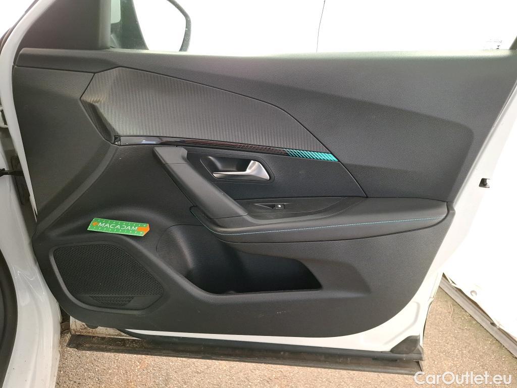  Peugeot  2008  Allure Business 1.5 HDi 130CV BVA8 E6d #10
