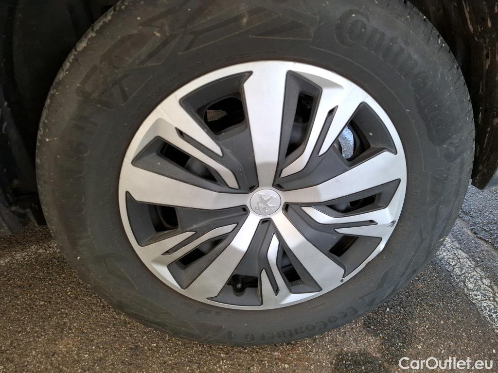  Peugeot  2008  Active Business 1.5 HDi 110CV BVM6 E6d #45