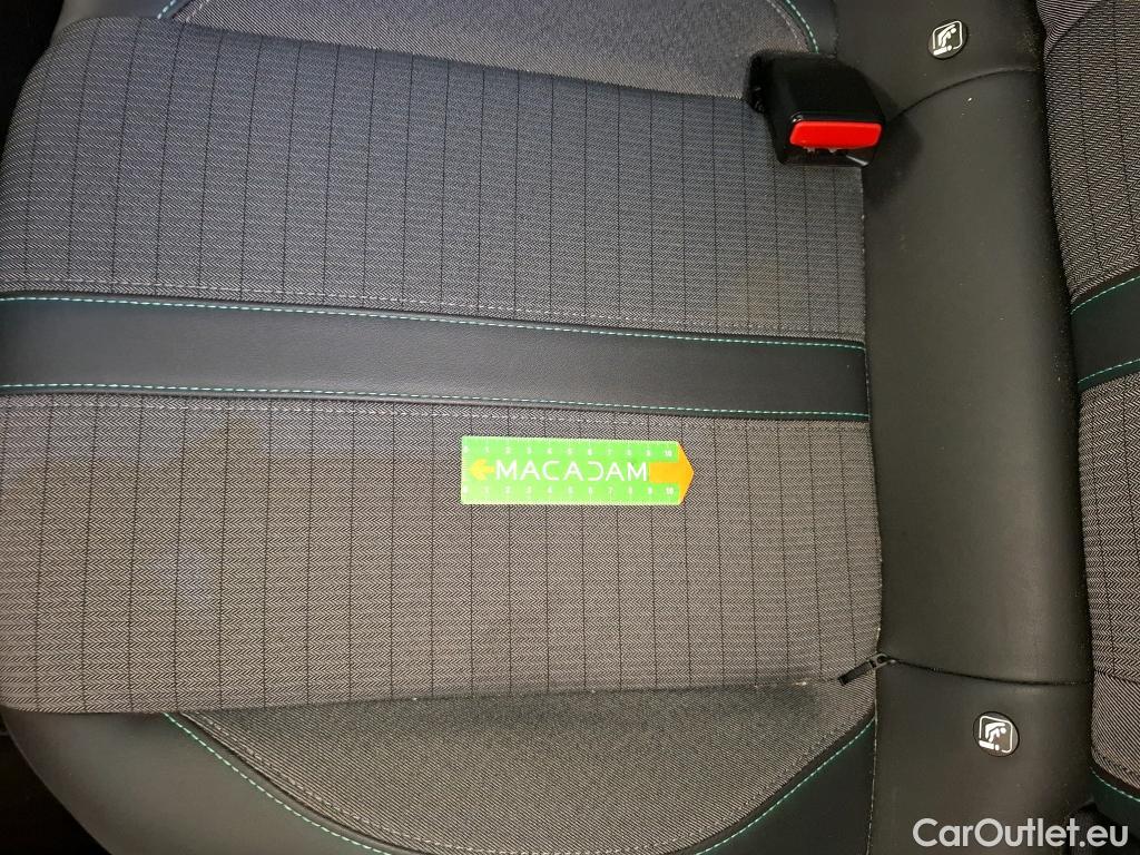  Peugeot  2008  Allure Business 1.5 HDi 130CV BVA8 E6d #29