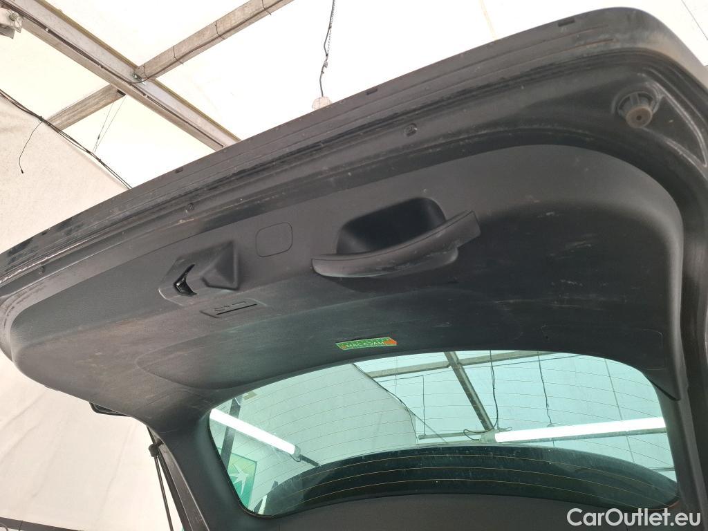  KIA  Sportage KIA  / 2021 / 5P / SUV 1.6 T-GDI 150 MHEV DCT7 DESIGN #30