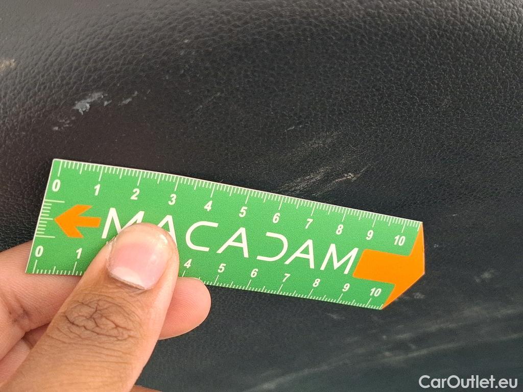  KIA  Sportage KIA  / 2021 / 5P / SUV 1.6 T-GDI 150 MHEV DCT7 DESIGN #35