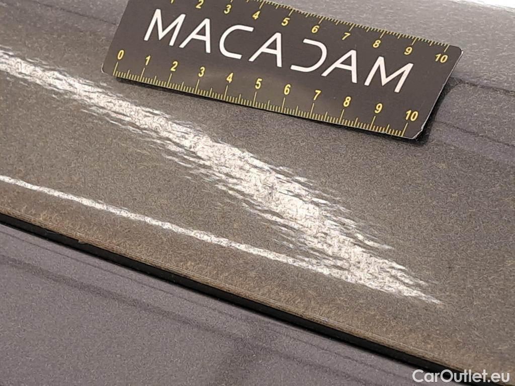  DS  DS7 DS DS 7 Crossback / 2017 / 5P / SUV BlueHDi 130 Auto Executive #13