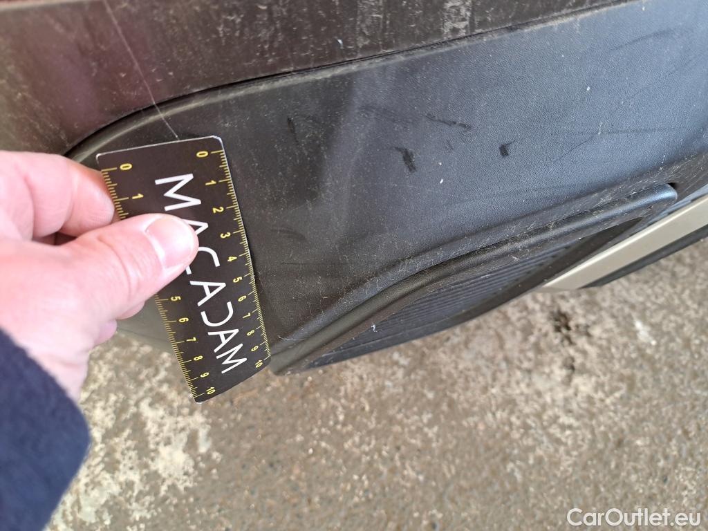  DS  DS7 DS DS 7 Crossback / 2017 / 5P / SUV BlueHDi 130 Auto Executive #18