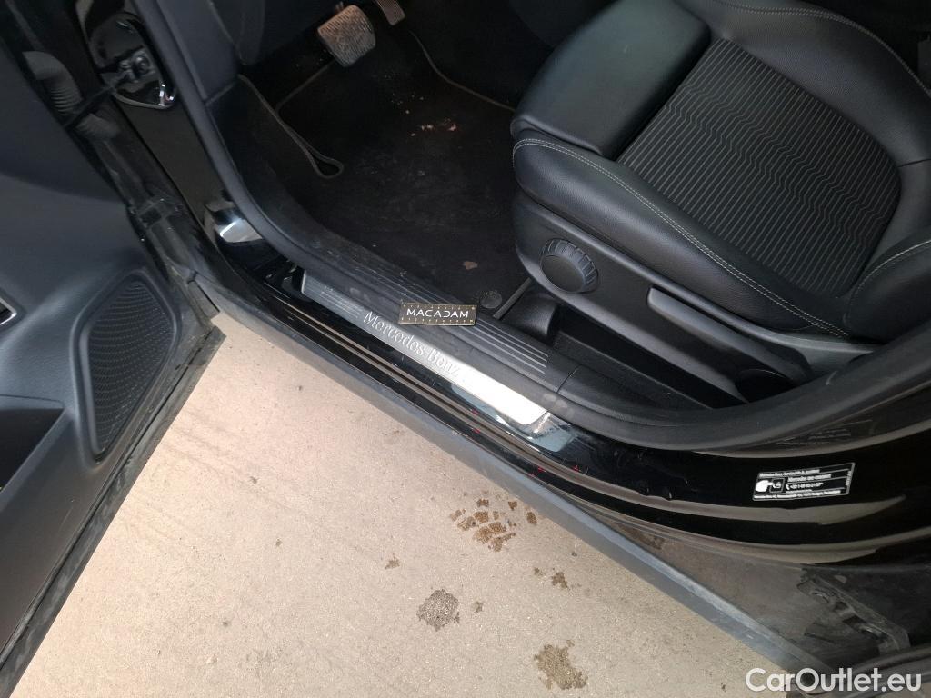  Mercedes  GLA MERCEDES-BENZ  / 2020 / 5P / SUV  250 e BUSINESS LINE DCT #16