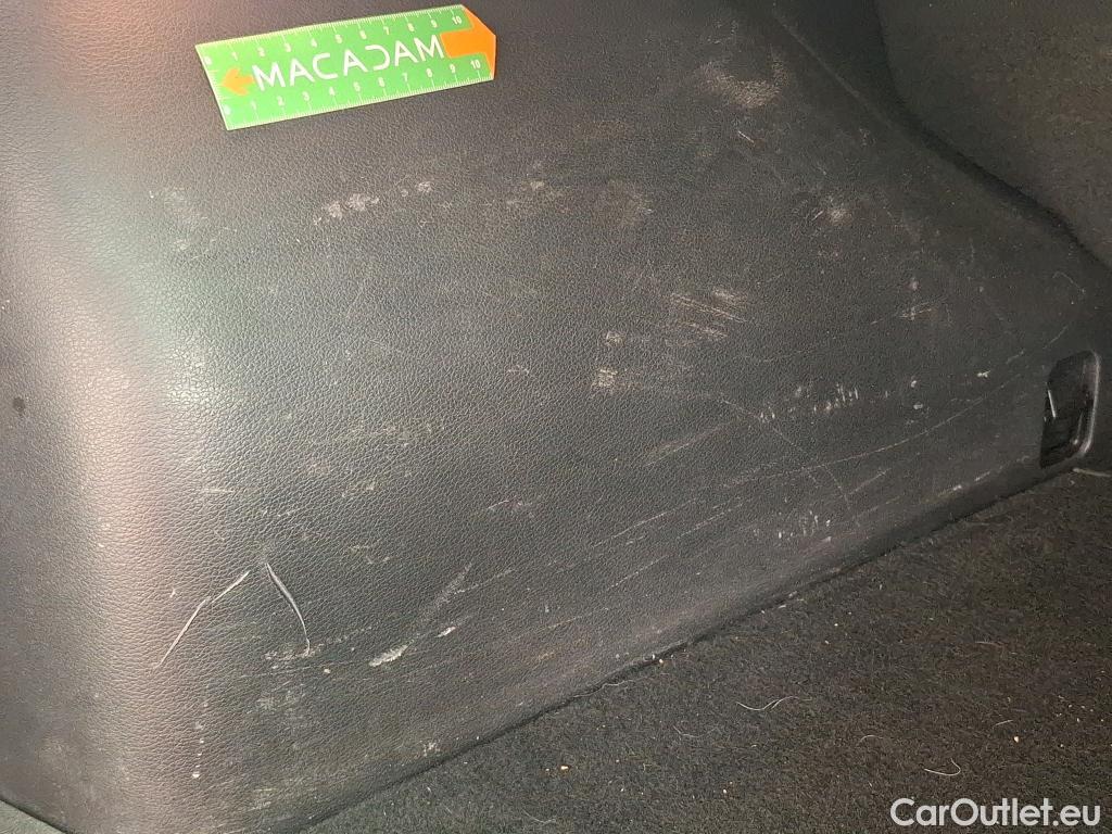  KIA  Sportage KIA  / 2021 / 5P / SUV 1.6 T-GDI 150 MHEV DCT7 DESIGN #26