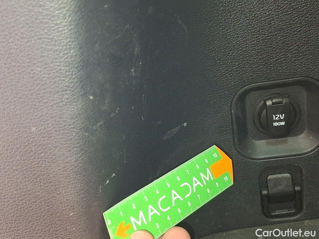  KIA  Sportage KIA  / 2021 / 5P / SUV 1.6 T-GDI 150 MHEV DCT7 DESIGN #29