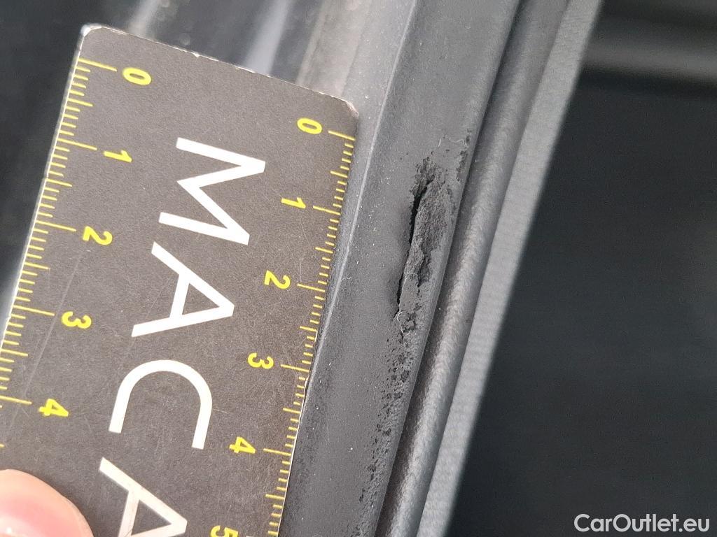  Mercedes  GLA MERCEDES-BENZ  / 2020 / 5P / SUV  250 e BUSINESS LINE DCT #5