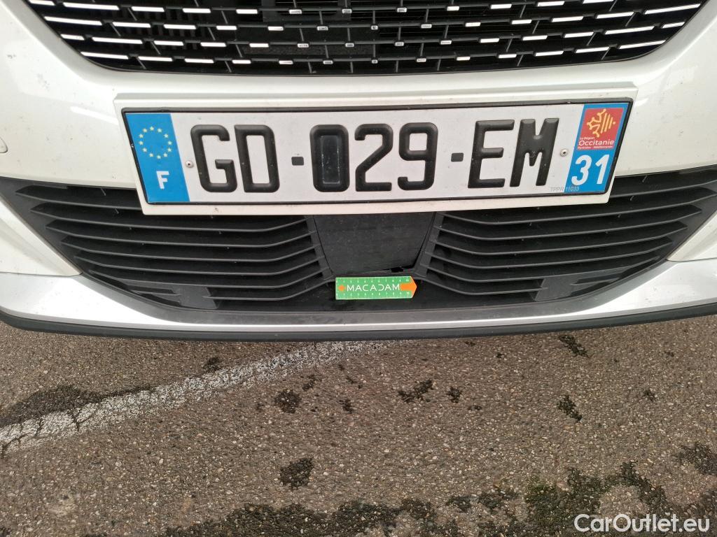  Peugeot  2008  Allure Business 1.5 HDi 130CV BVA8 E6d #51