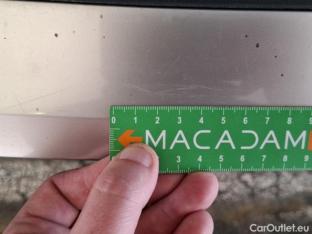  Peugeot  2008  Allure Business 1.5 HDi 130CV BVA8 E6d #21