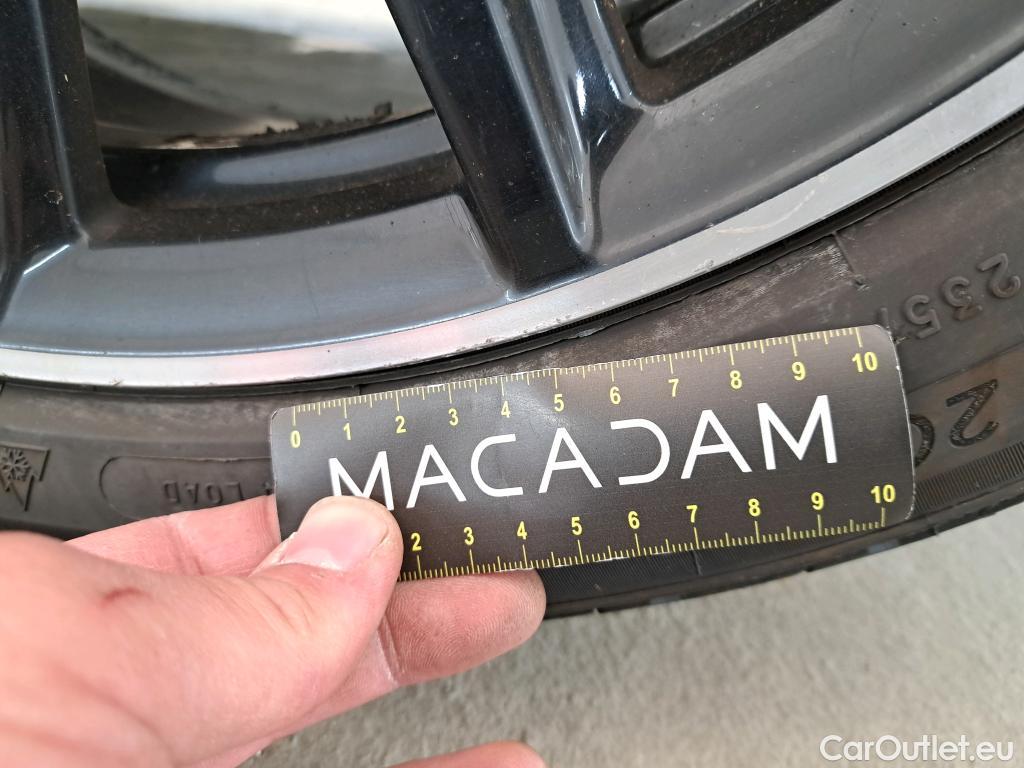  Mercedes  GLA MERCEDES-BENZ  / 2020 / 5P / SUV 2.0  220D AMG LINE 4MATIC DCT #10