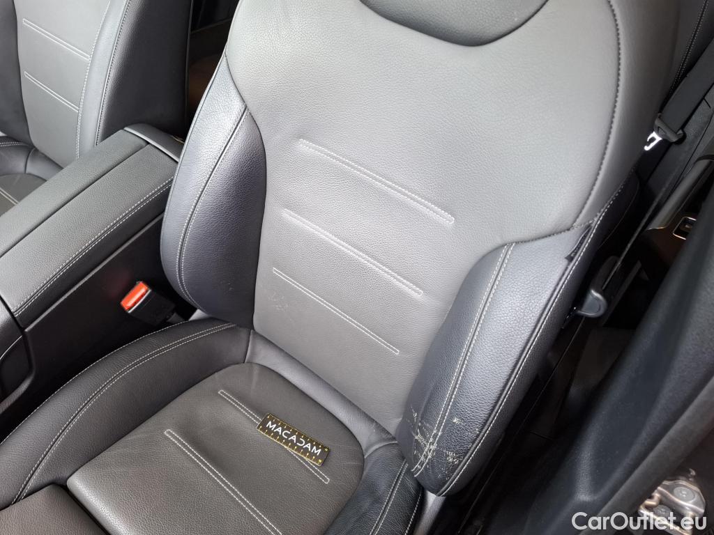  Mercedes  GLA MERCEDES-BENZ  / 2020 / 5P / SUV 2.0  220D AMG LINE 4MATIC DCT #2