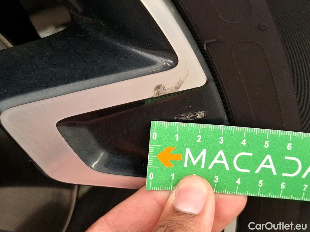  KIA  Sportage KIA  / 2021 / 5P / SUV 1.6 T-GDI 150 MHEV DCT7 DESIGN #52