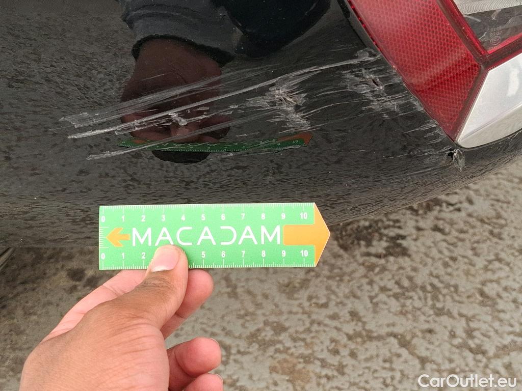  KIA  Sportage KIA  / 2021 / 5P / SUV 1.6 T-GDI 150 MHEV DCT7 DESIGN #7