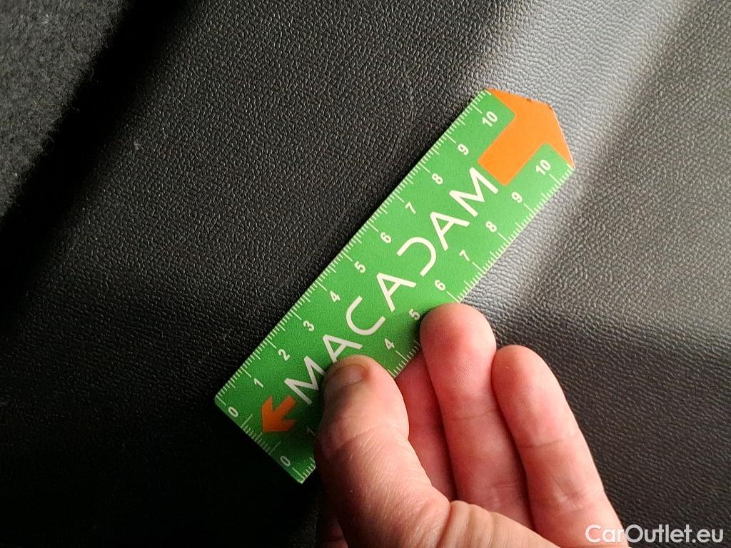  Peugeot  2008  Allure Business 1.5 HDi 130CV BVA8 E6d #54