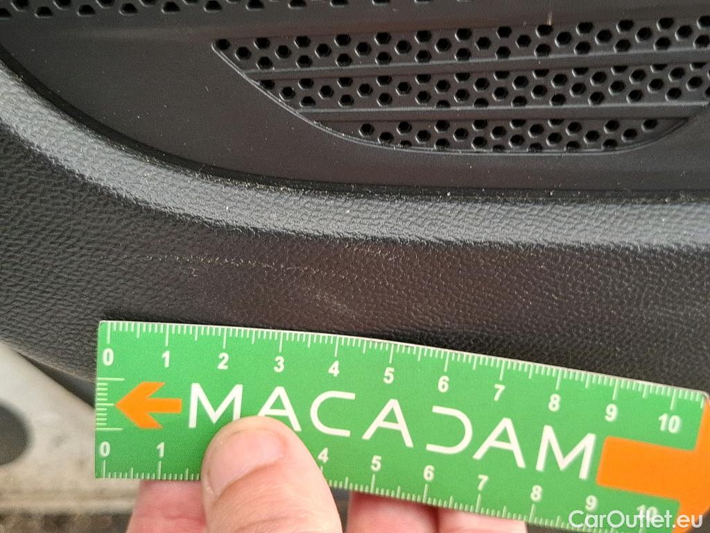  Peugeot  2008  Allure Business 1.5 HDi 130CV BVA8 E6d #12