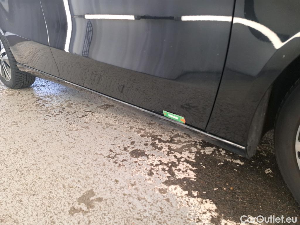  Mercedes  A-Klasse MERCEDES-BENZ Classe A Compact / 2018 / 5P / Berline A 250 e Progressive Line 8G-DCT #11