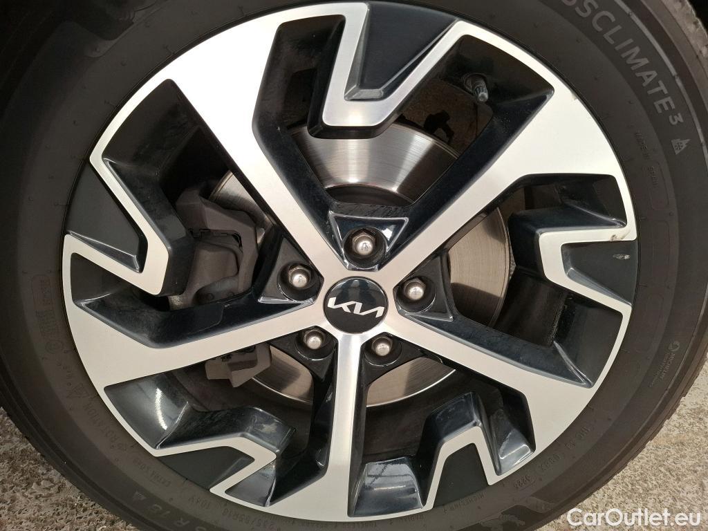  KIA  Sportage KIA  / 2021 / 5P / SUV 1.6 T-GDI 150 MHEV DCT7 DESIGN #51