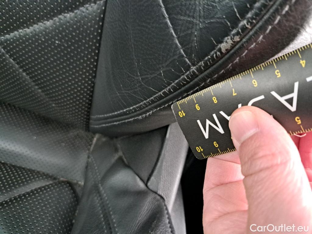  DS  DS7 DS DS 7 Crossback / 2017 / 5P / SUV BlueHDi 130 Auto Executive #2