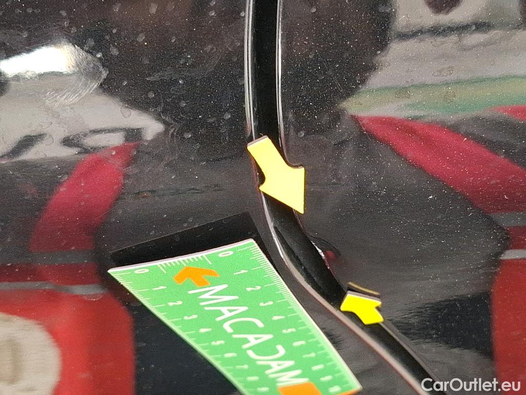  KIA  Sportage KIA  / 2021 / 5P / SUV 1.6 T-GDI 150 MHEV DCT7 DESIGN #44