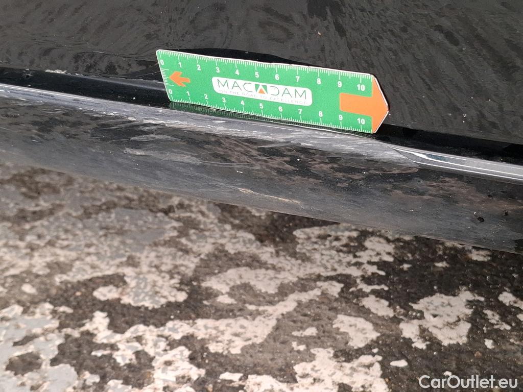  Mercedes  A-Klasse MERCEDES-BENZ Classe A Compact / 2018 / 5P / Berline A 250 e Progressive Line 8G-DCT #13