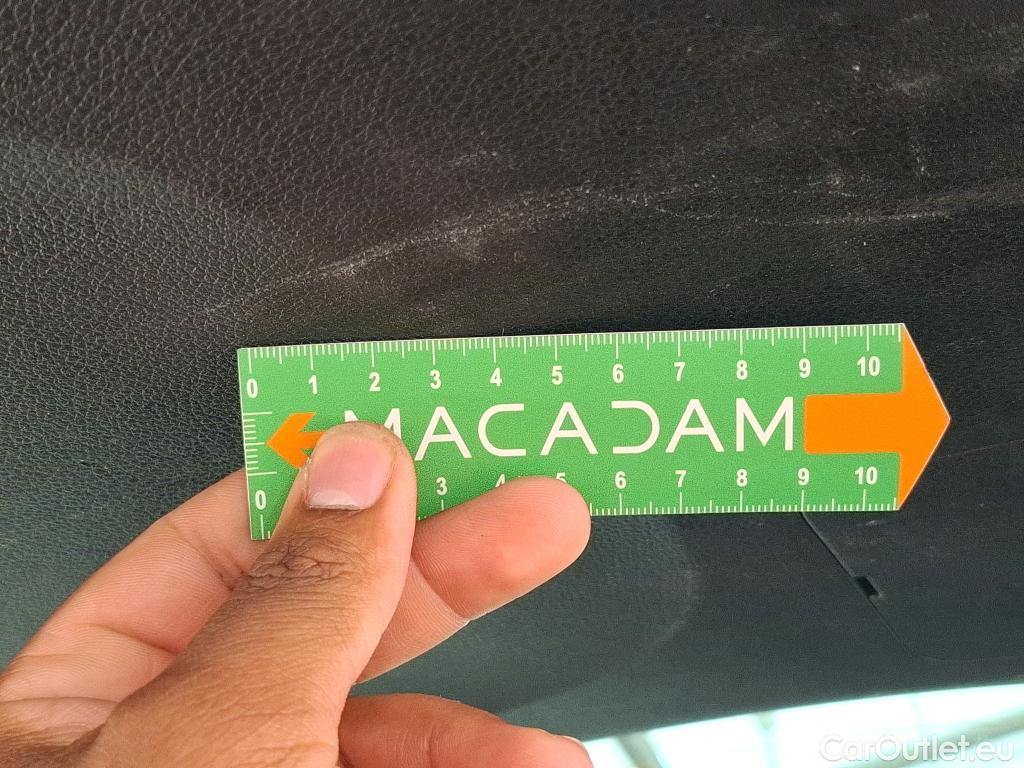  KIA  Sportage KIA  / 2021 / 5P / SUV 1.6 T-GDI 150 MHEV DCT7 DESIGN #34