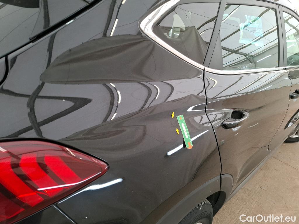  Hyundai  Tucson HYUNDAI  / 2018 / 5P / SUV 1.6 CRDI 115 HYBRID 48V CREATIVE #30