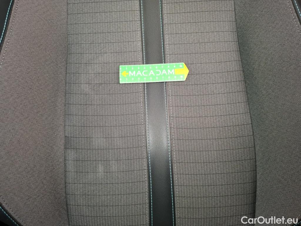  Peugeot  2008  Allure Business 1.5 HDi 130CV BVA8 E6d #27