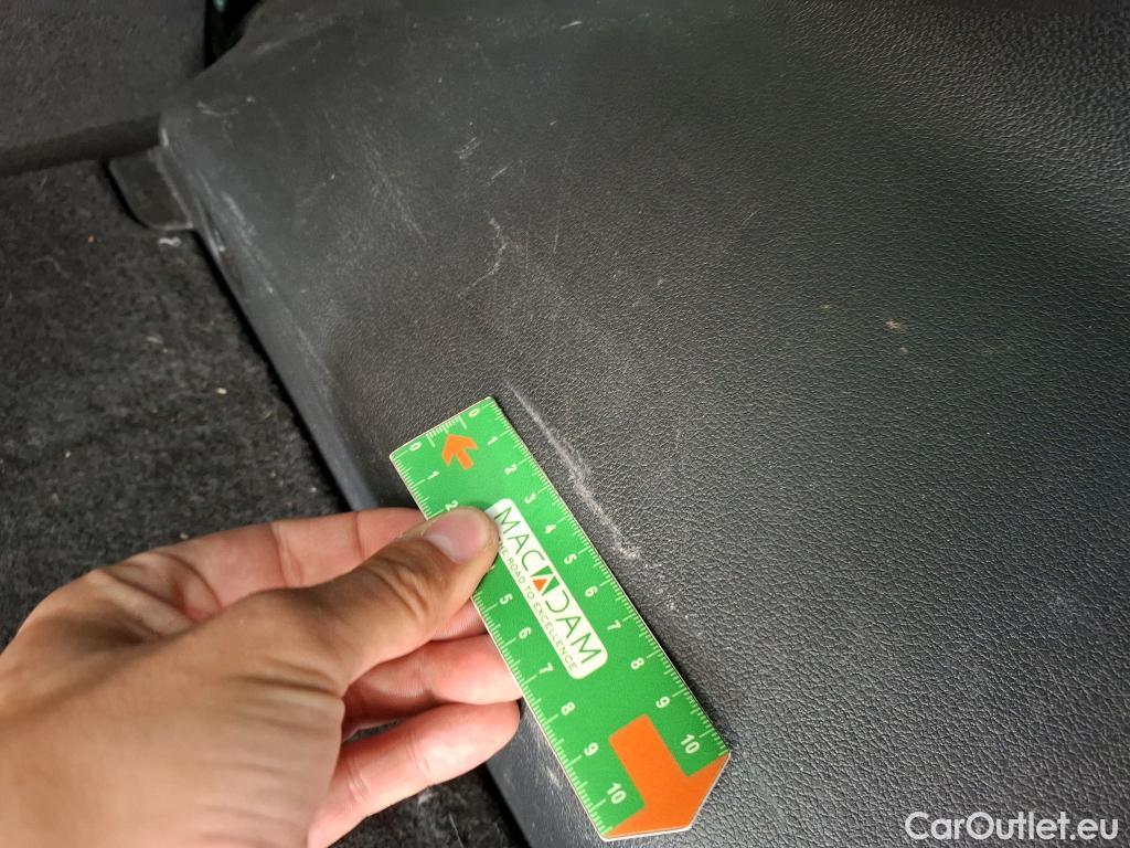  Hyundai  Tucson HYUNDAI  / 2018 / 5P / SUV 1.6 CRDI 115 HYBRID 48V CREATIVE #26